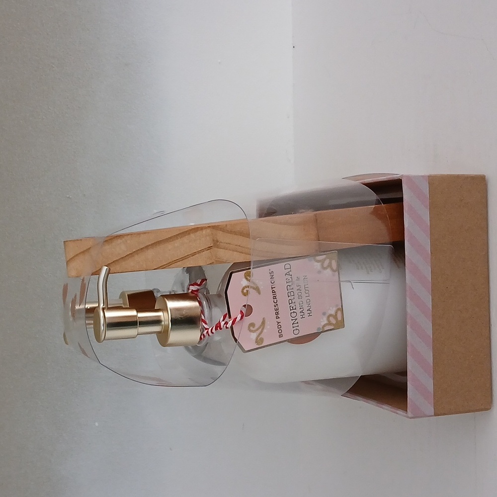 Gingerbread Hand Soap & Lotion Set With Wooden Tray - Picture 2 of 3